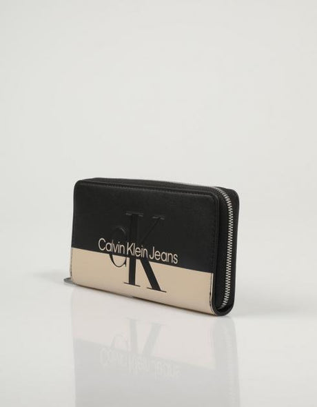 CALVIN KLEIN SCULPTED ZIP AROUND ZIPPER WALLET B22