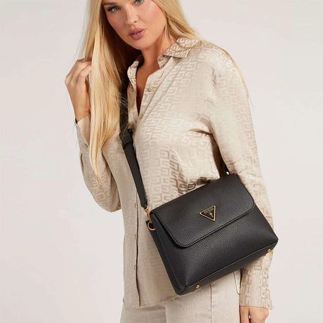 GUESS DOWNTOWN HANDBAG B93