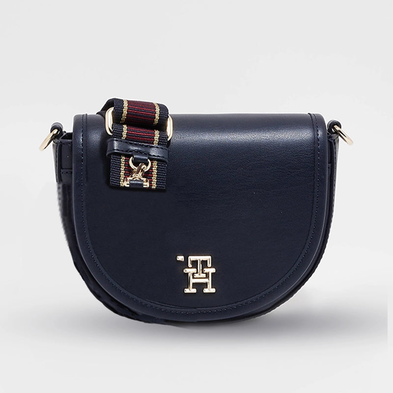 TOMMY HILFIGER LIFE SADDLE SHOULDERBAG NAVY THB21