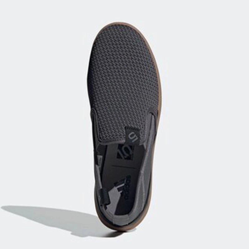 ADIDAS SLEUTH SLIP_ON SHOES EF7181 - Runner