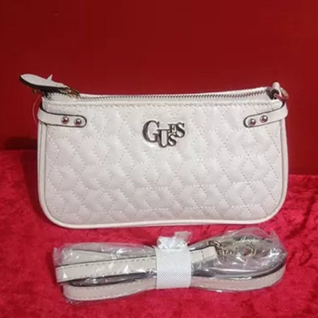 GUESS AMARA HANDBAG GUB25 - Runner