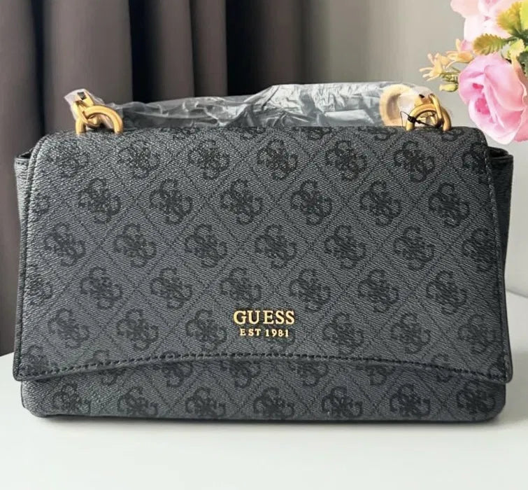 Guess Arlena - Shoulderbag - Black - GB134 - Runner