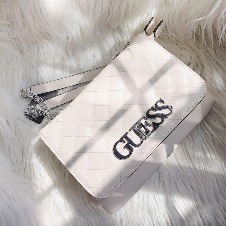 GUESS Eliana - White - GB26 - Runner