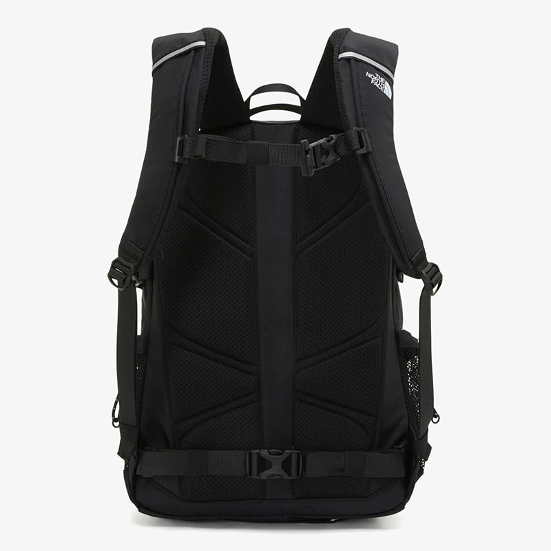 The North Face BREEZE LT 24 - Backpack - Black - NB4 - Runner