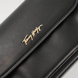 TOMMY HILFIGER Signature Shoulder Bag TB4 - Runner